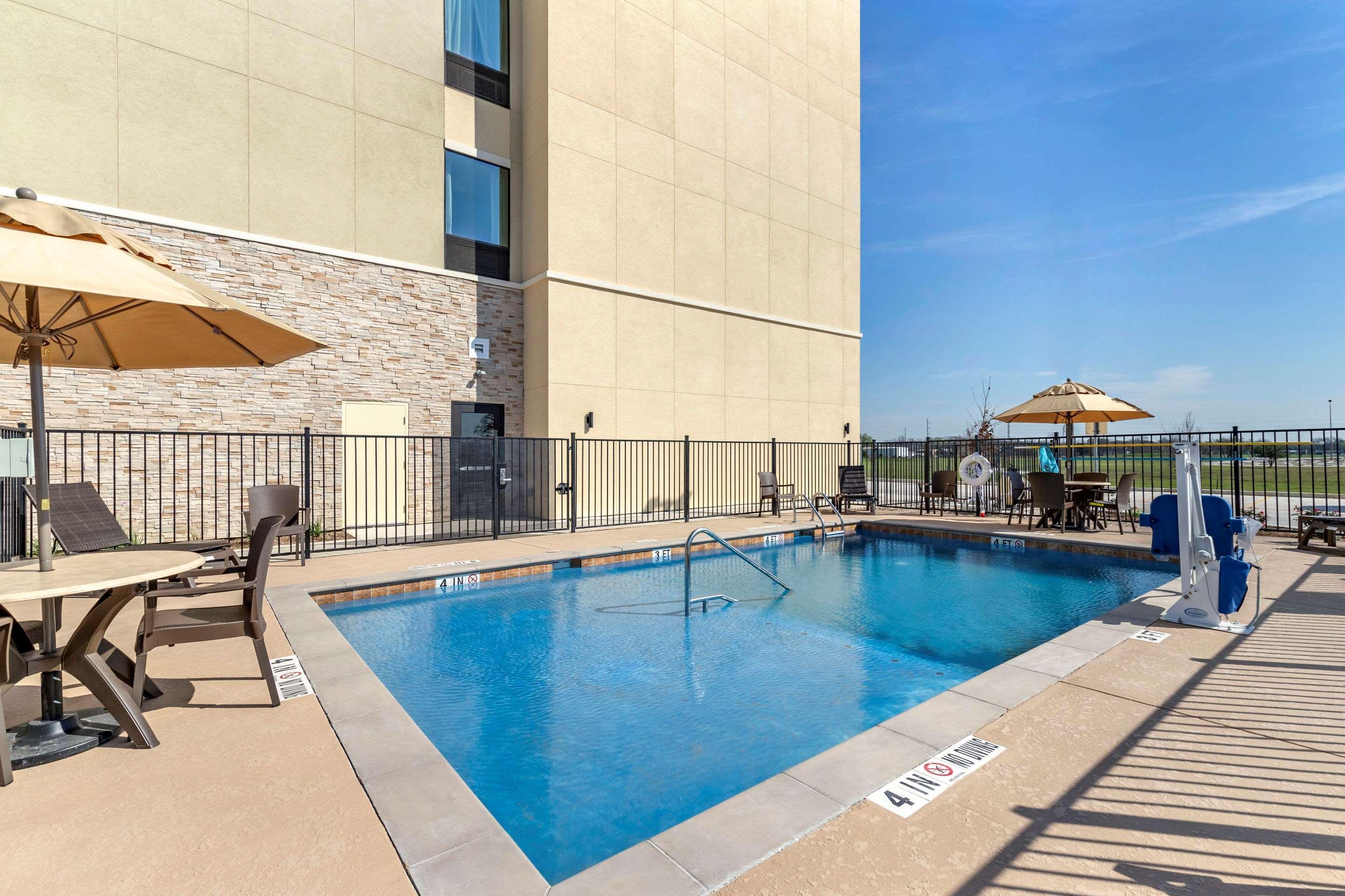 Comfort Suites San Antonio Ft Sam Houston-Sammc Area Екстер'єр фото